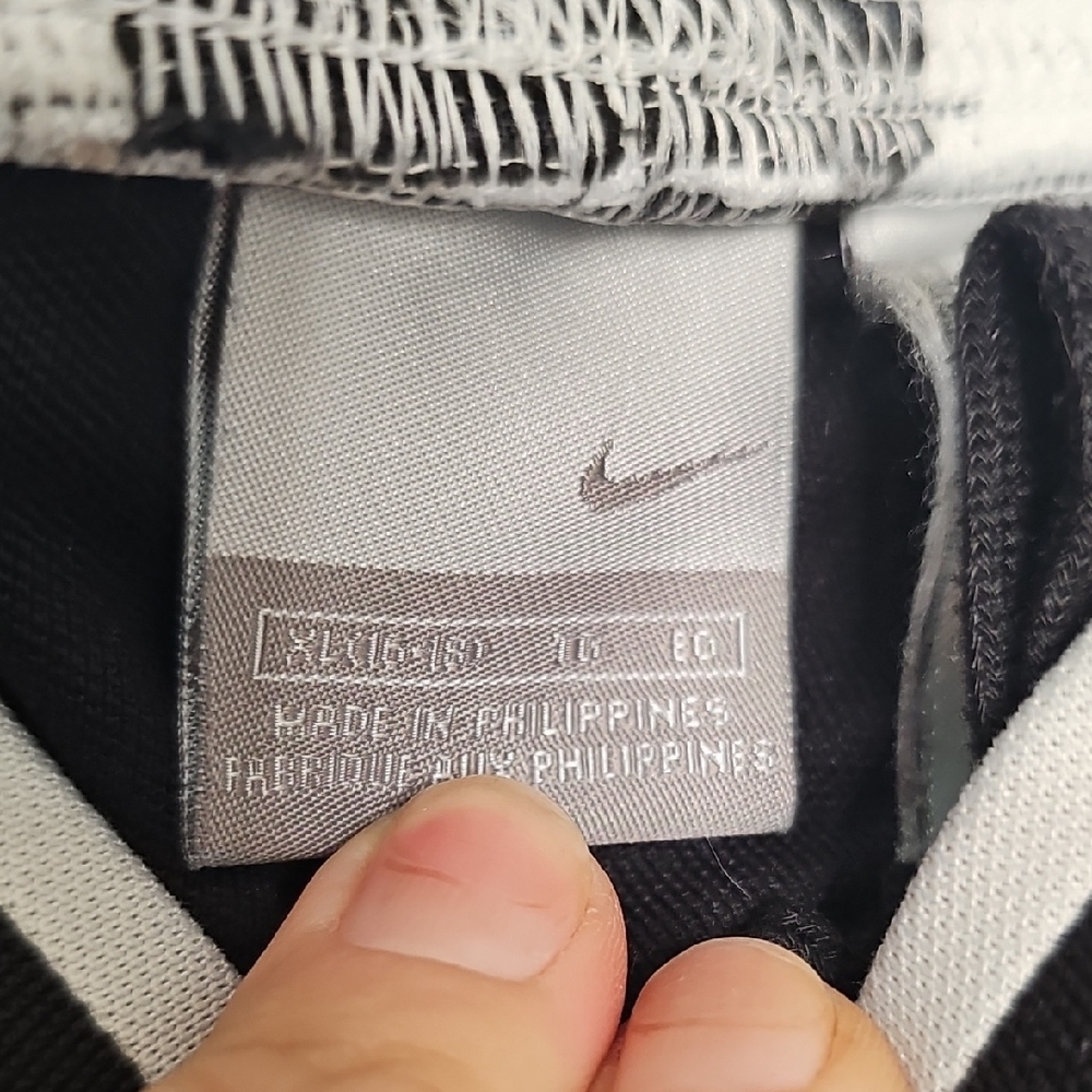 Nike Black and White Track Pants - Picture 3 of 4